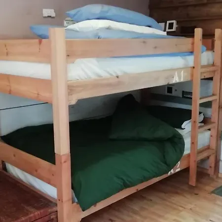 Hostel Eden's Yard Backpackers